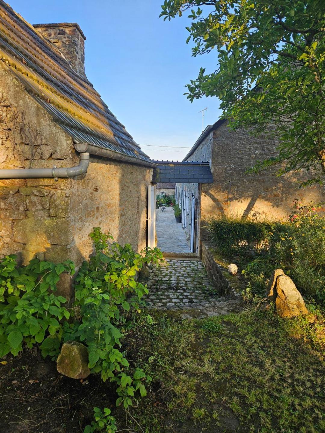Les 13 Lavoirs D'antan - Douceur De Vivre * Saint-Pierre-Église